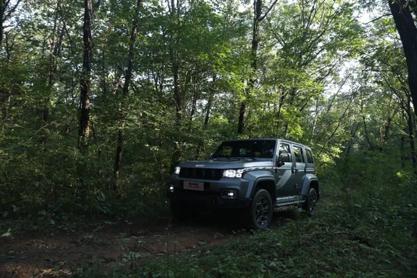 BJ40 PLUS - 40