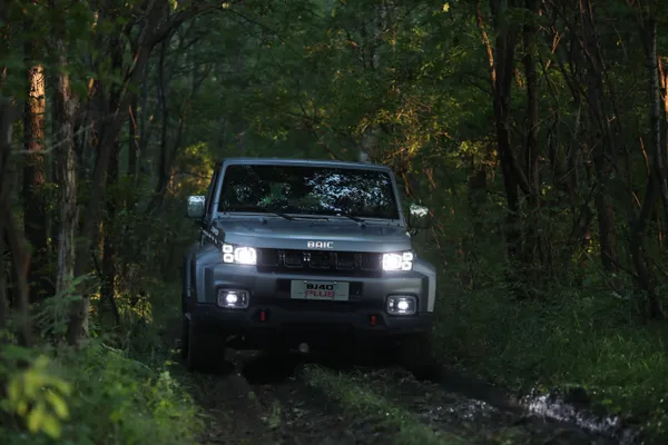 BJ40 PLUS - 43
