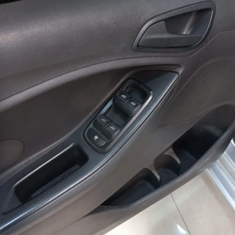 FORD KA 2017 4x2 NAFTA Miniatura 4