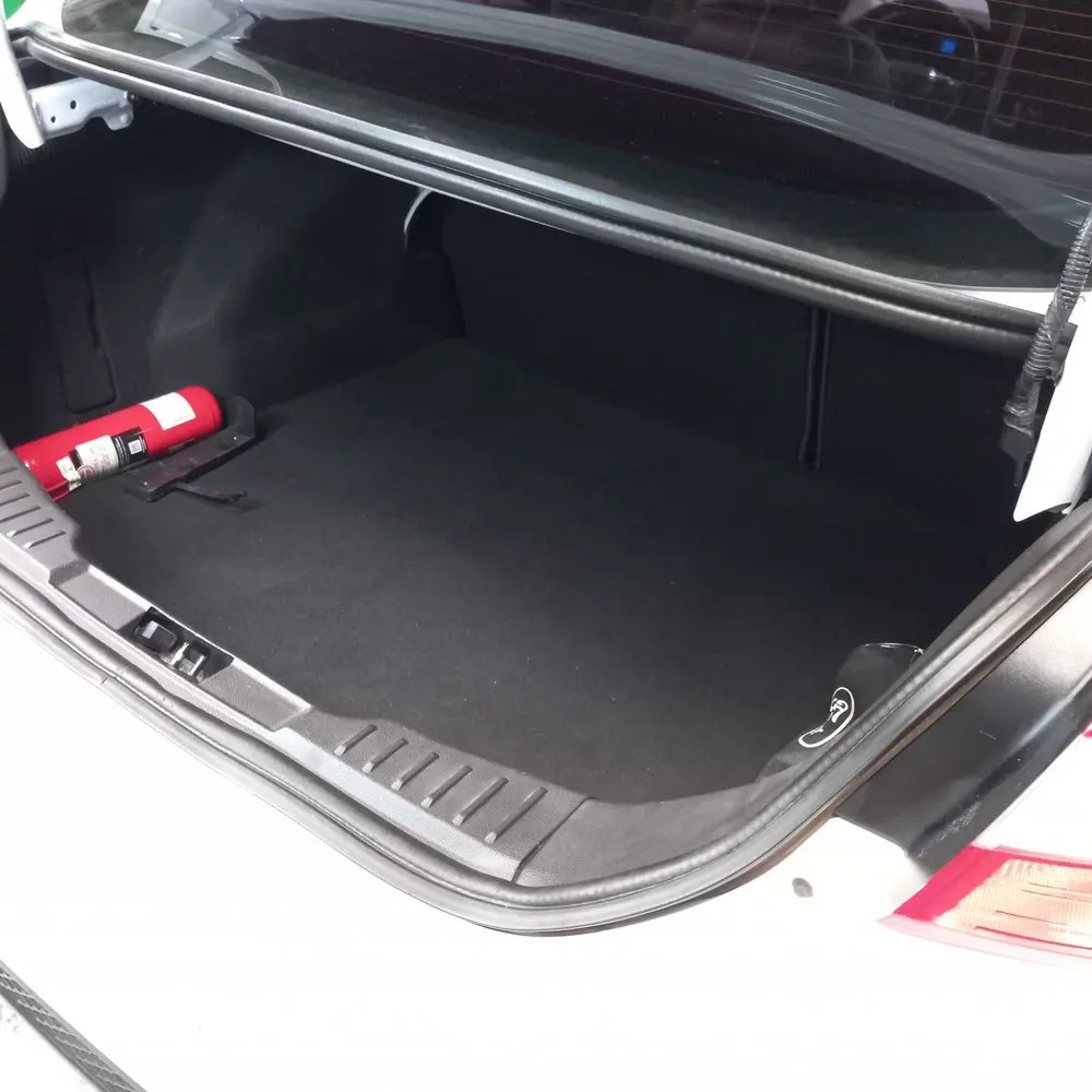 FORD Focus III 2013 4x2 NAFTA Miniatura 2