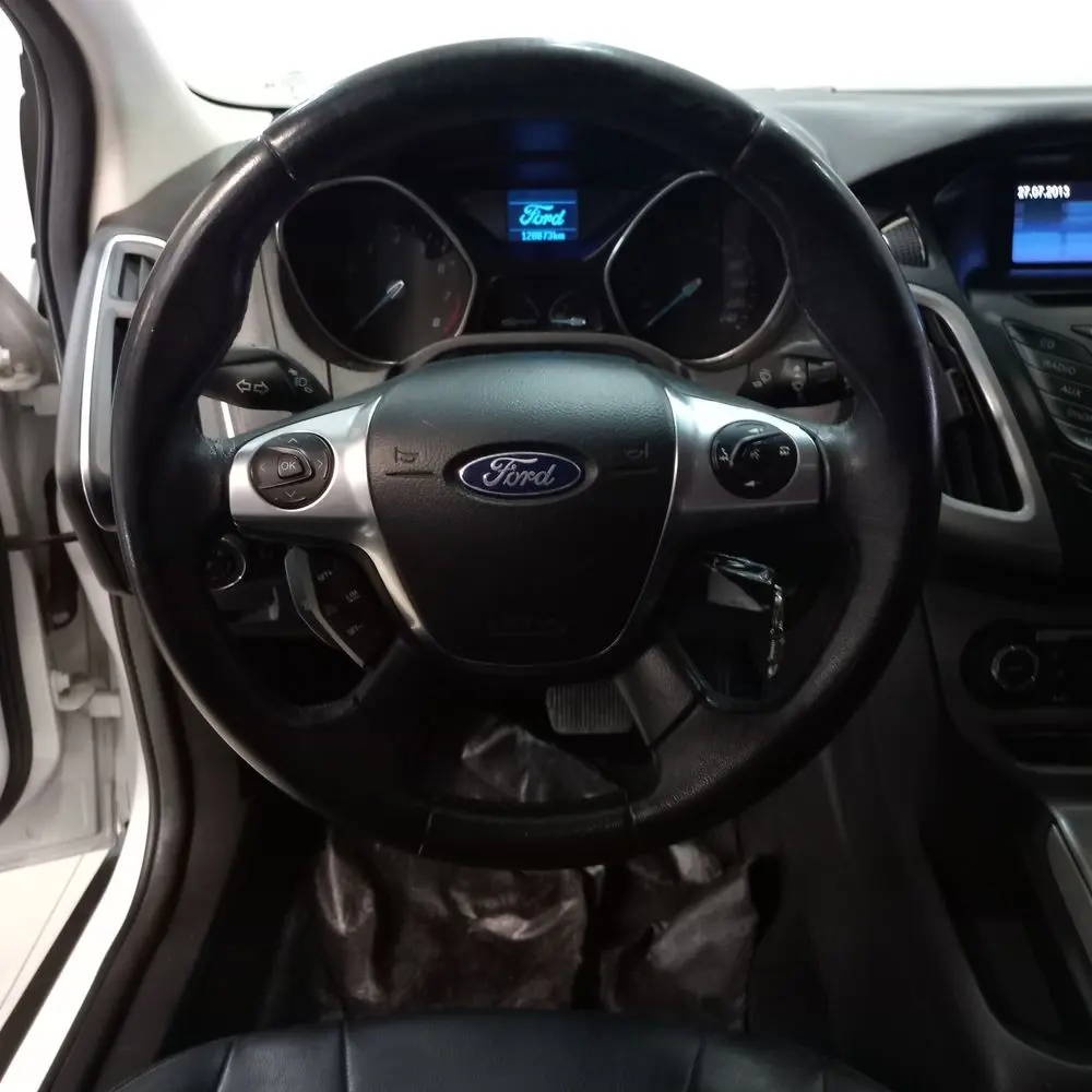 FORD Focus III 2013 4x2 NAFTA Miniatura 4