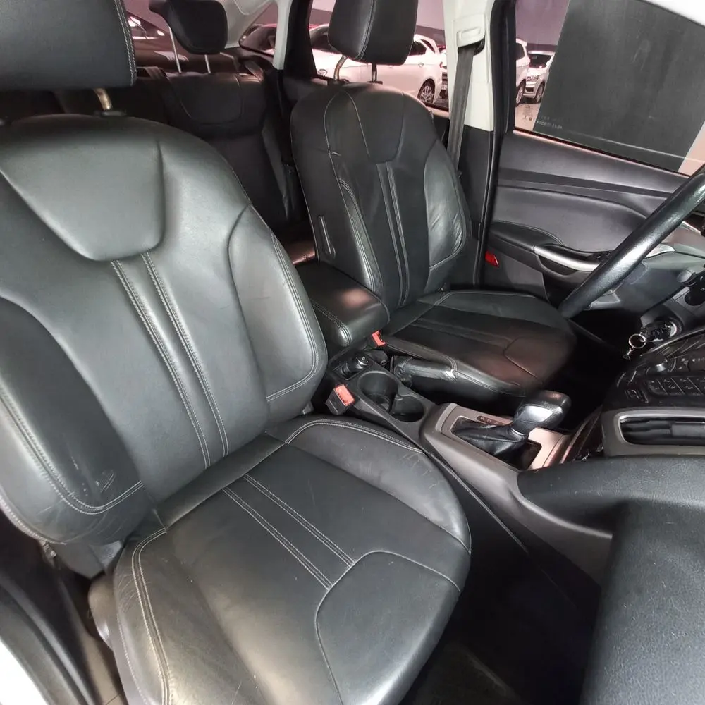FORD Focus III 2013 4x2 NAFTA Miniatura 9