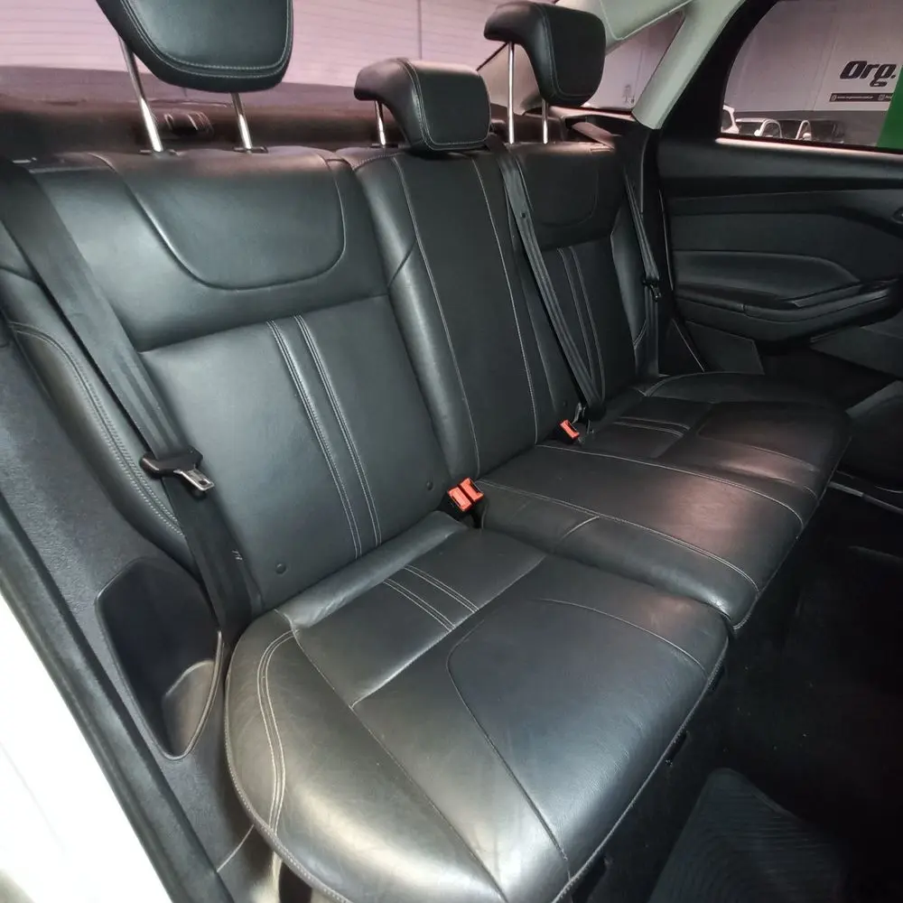 FORD Focus III 2013 4x2 NAFTA Miniatura 10