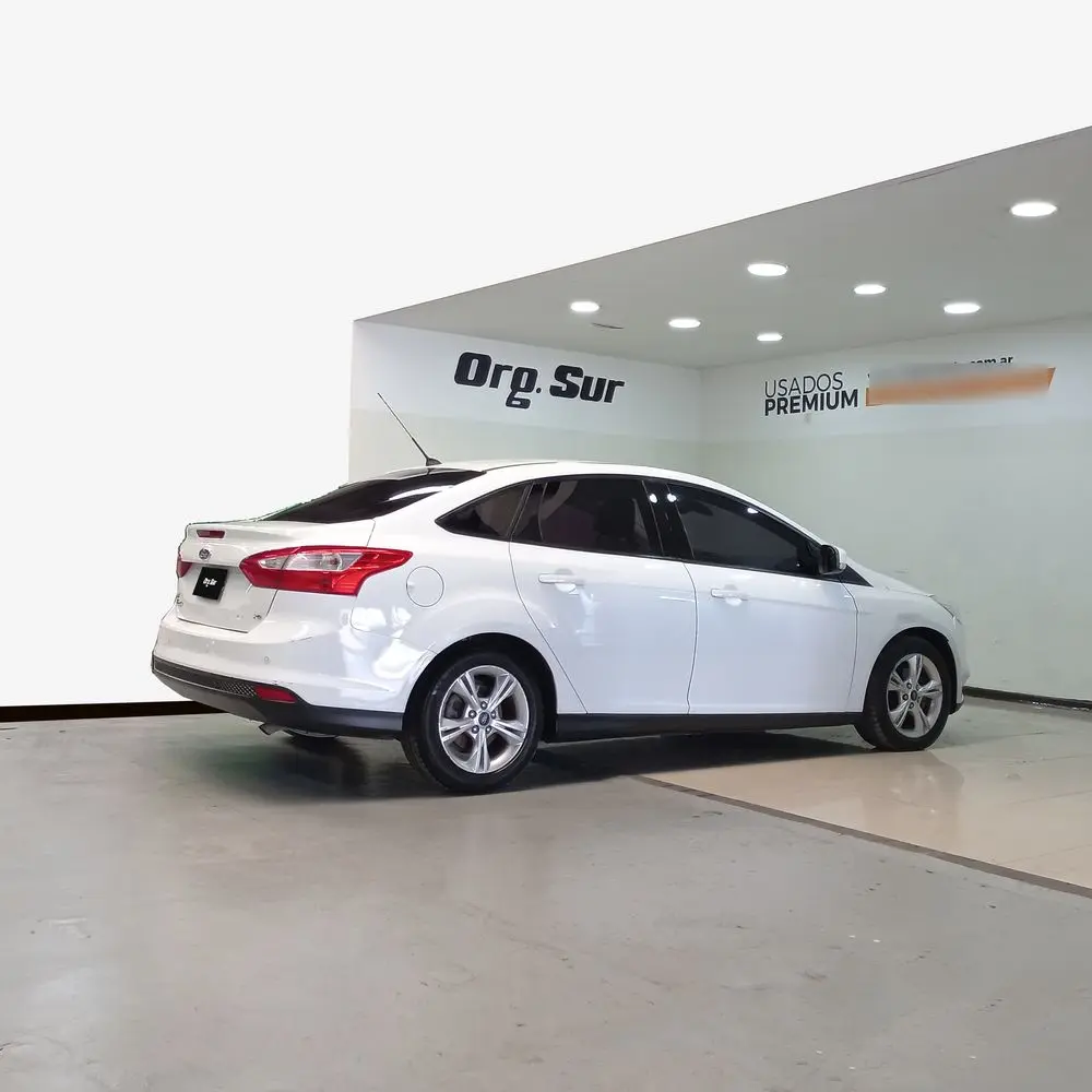 FORD Focus III 2013 4x2 NAFTA Miniatura 17