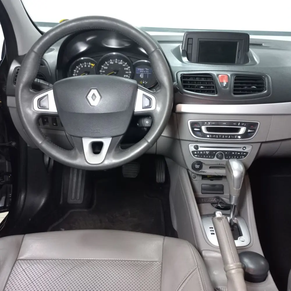 RENAULT Fluence 2012 4x2 NAFTA Miniatura 3