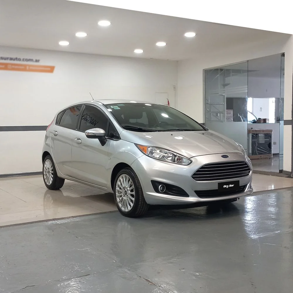 FORD Fiesta KD 2014 4x2 NAFTA Miniatura 3