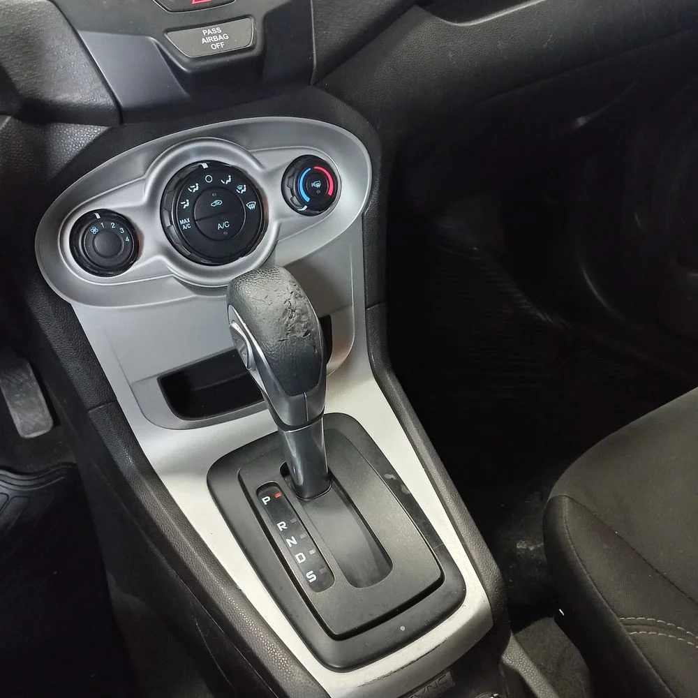 FORD Fiesta KD 2014 4x2 NAFTA Miniatura 12