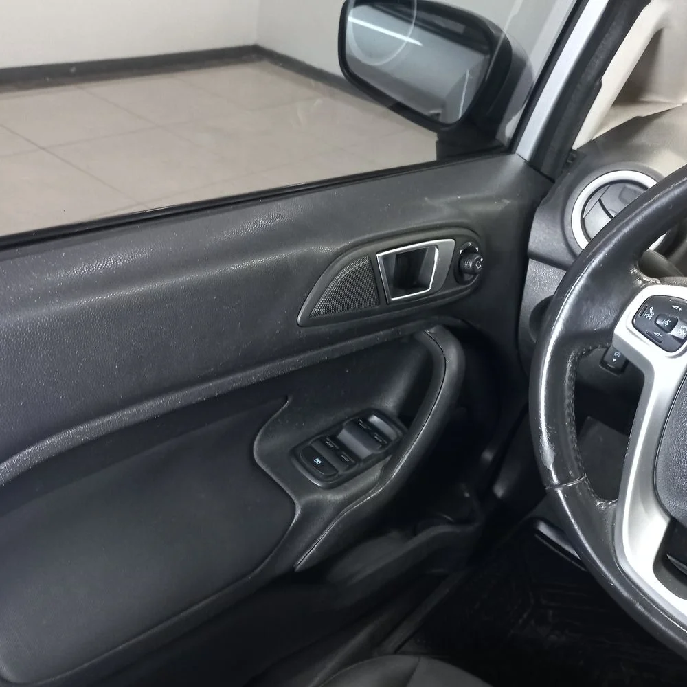 FORD Fiesta KD 2014 4x2 NAFTA Miniatura 14