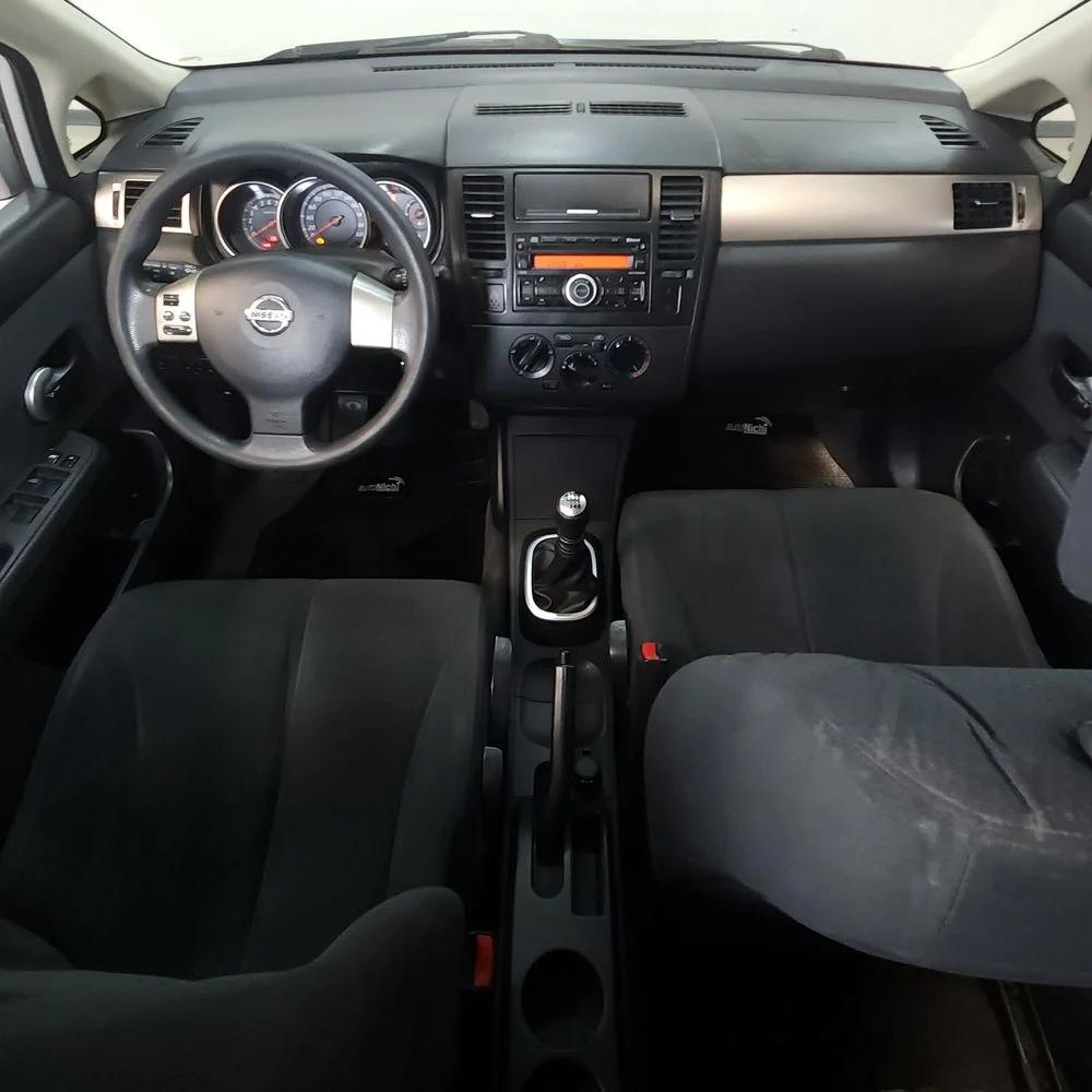 NISSAN Tiida 2014 4x2 NAFTA Miniatura 8