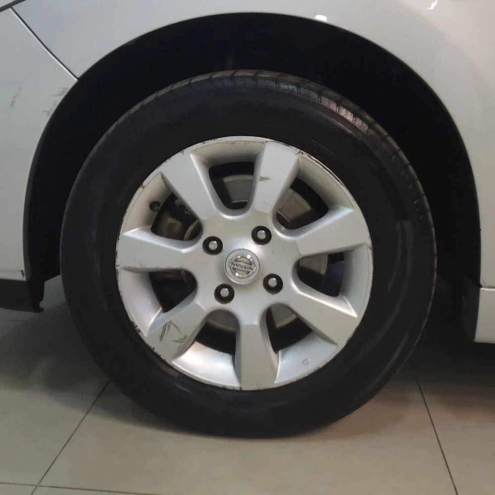 NISSAN Tiida 2014 4x2 NAFTA Miniatura 13