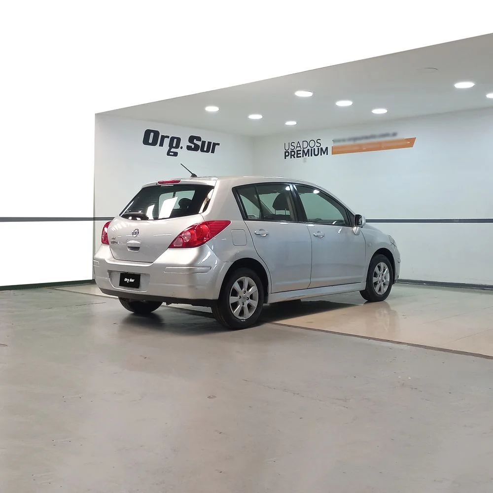 NISSAN Tiida 2014 4x2 NAFTA Miniatura 15