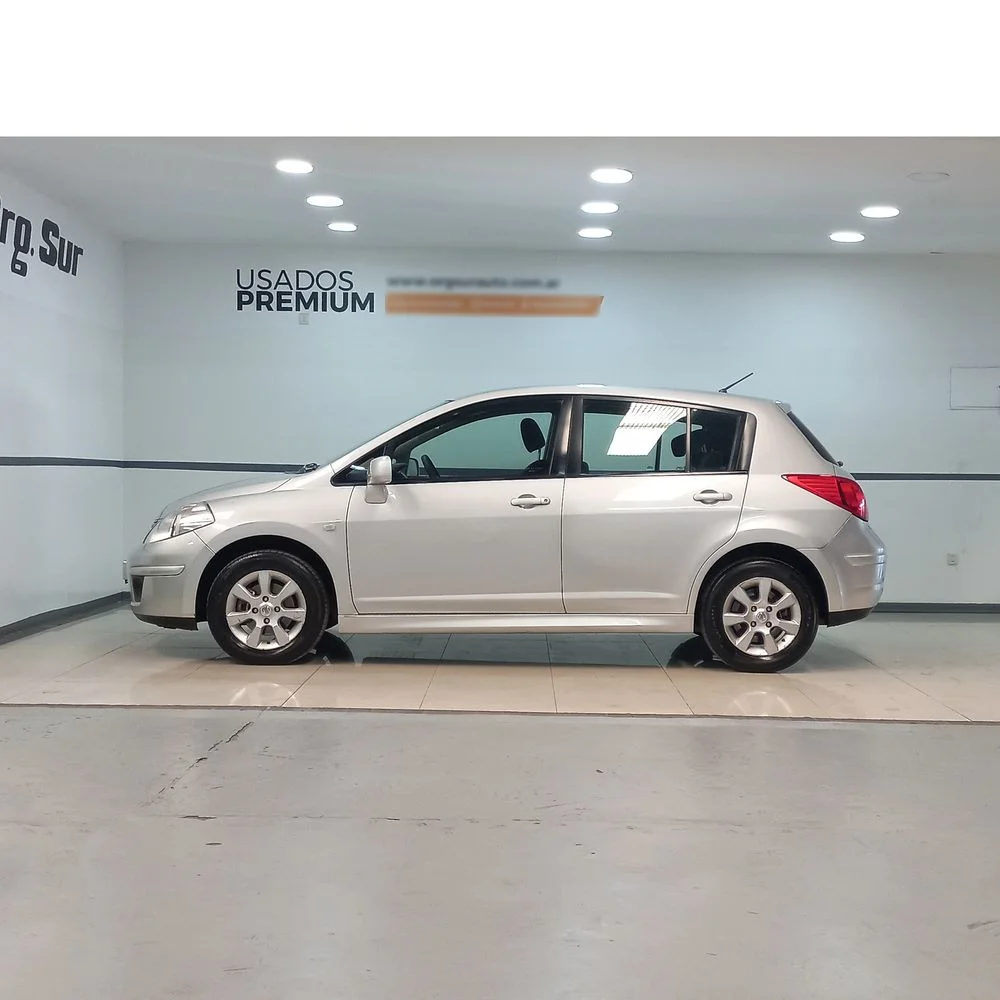 NISSAN Tiida 2014 4x2 NAFTA Miniatura 18