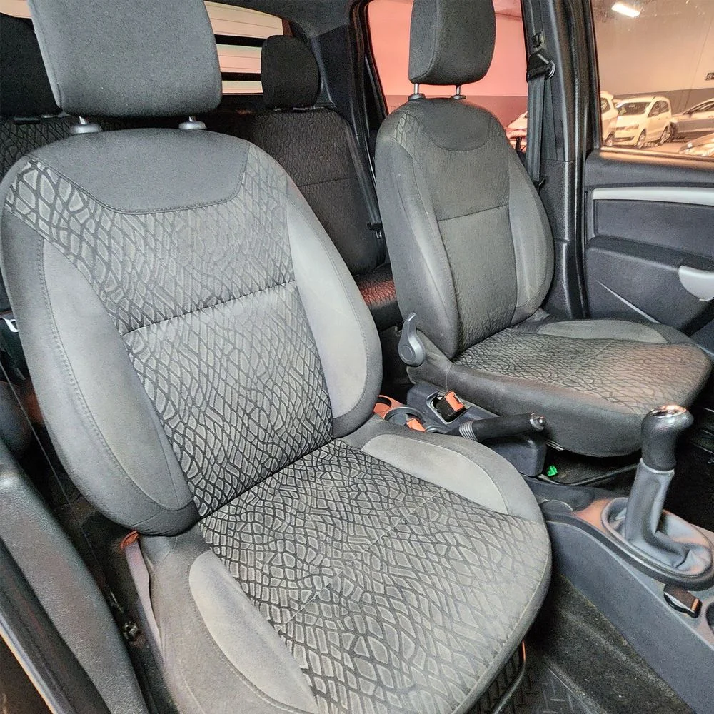 RENAULT Duster Oroch 2018 4x2 NAFTA Miniatura 9
