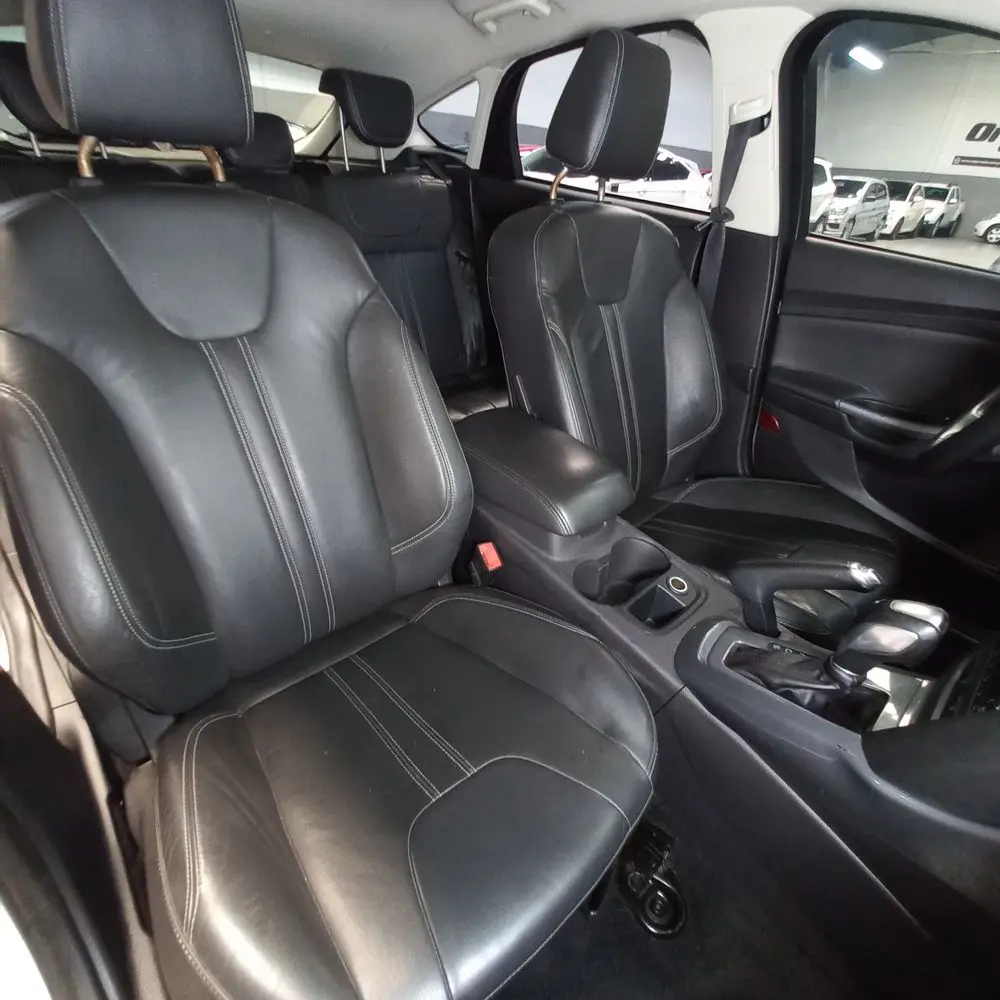 FORD Focus III 2015 4x2 NAFTA Miniatura 9