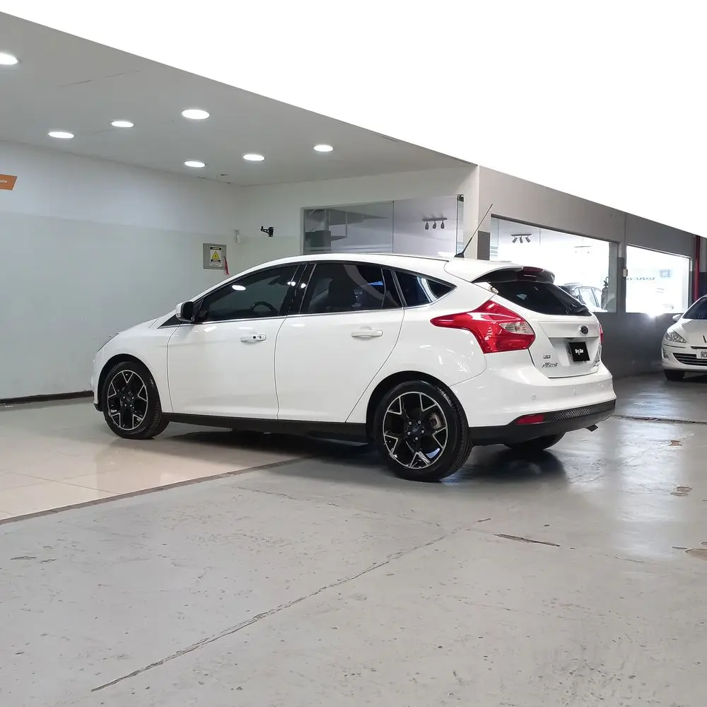FORD Focus III 2015 4x2 NAFTA Miniatura 20