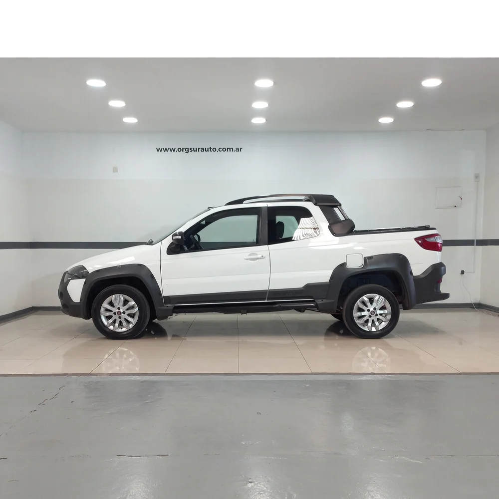 FIAT Strada 2018 4x2 NAFTA Miniatura 8