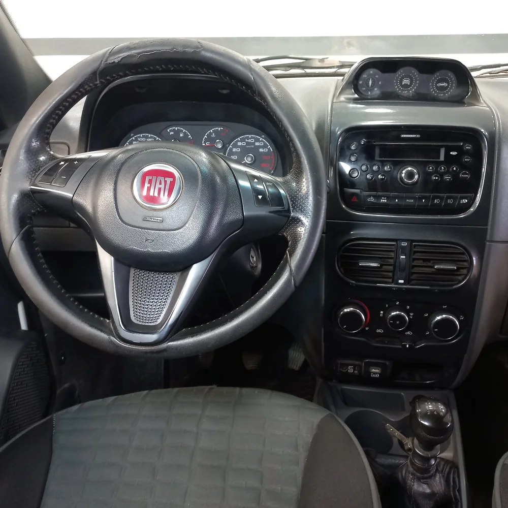 FIAT Strada 2018 4x2 NAFTA Miniatura 15