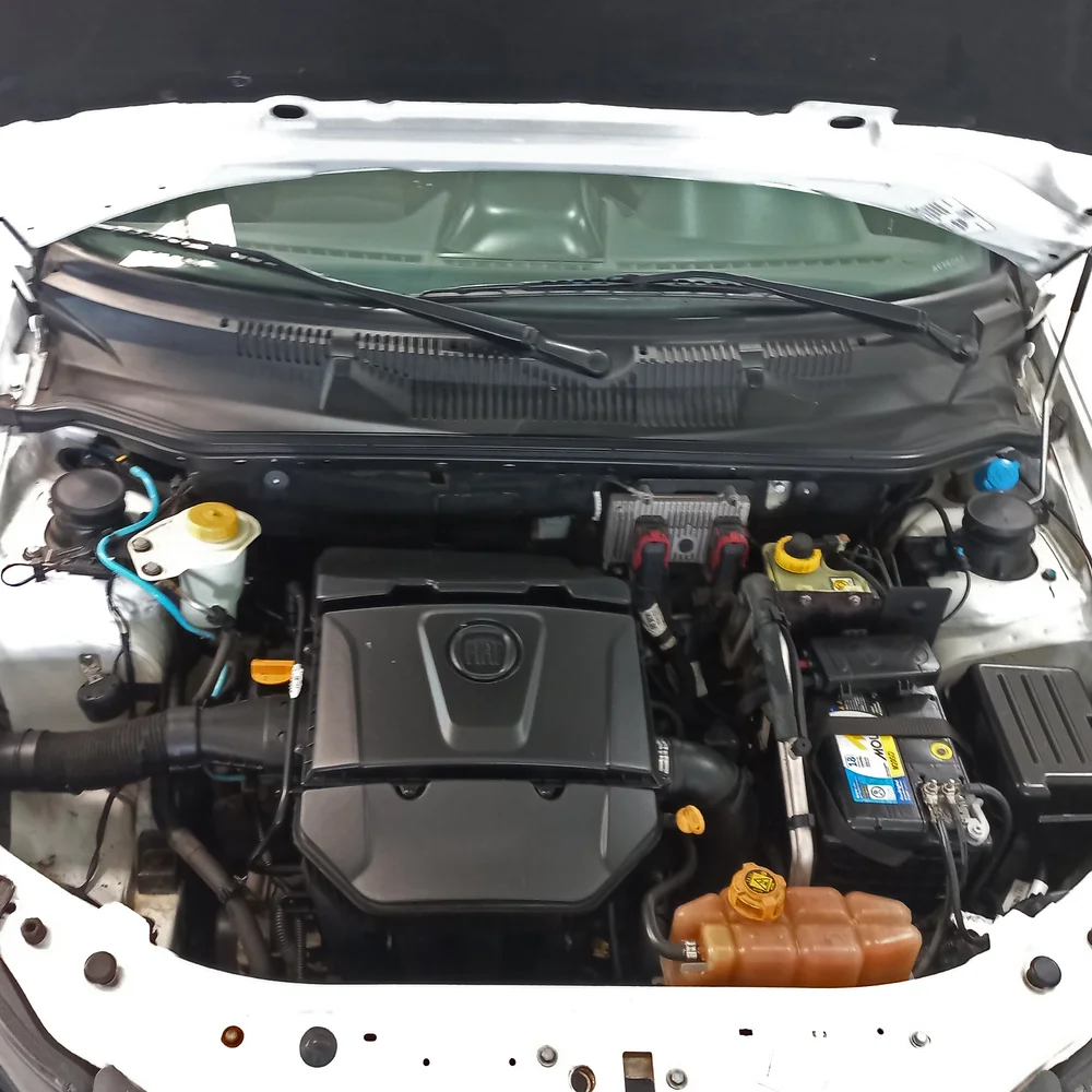 FIAT Strada 2018 4x2 NAFTA Miniatura 18