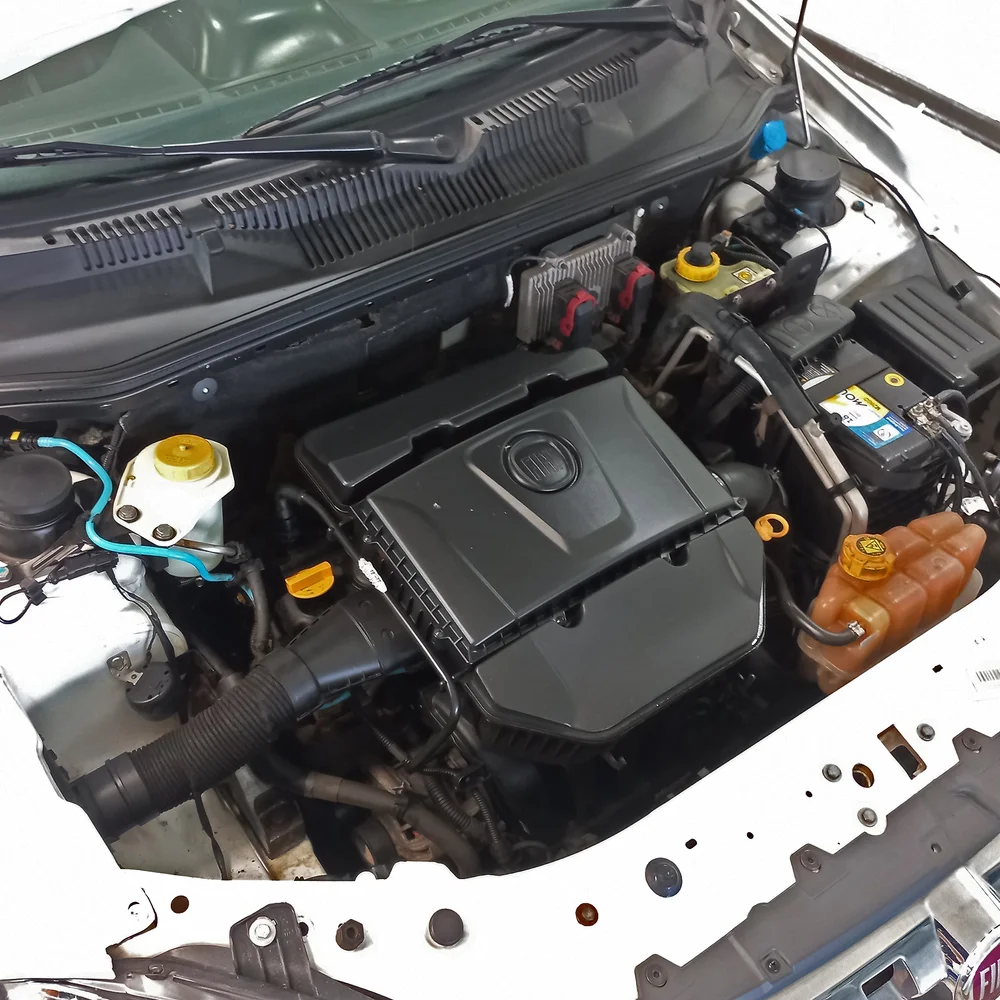 FIAT Strada 2018 4x2 NAFTA Miniatura 19