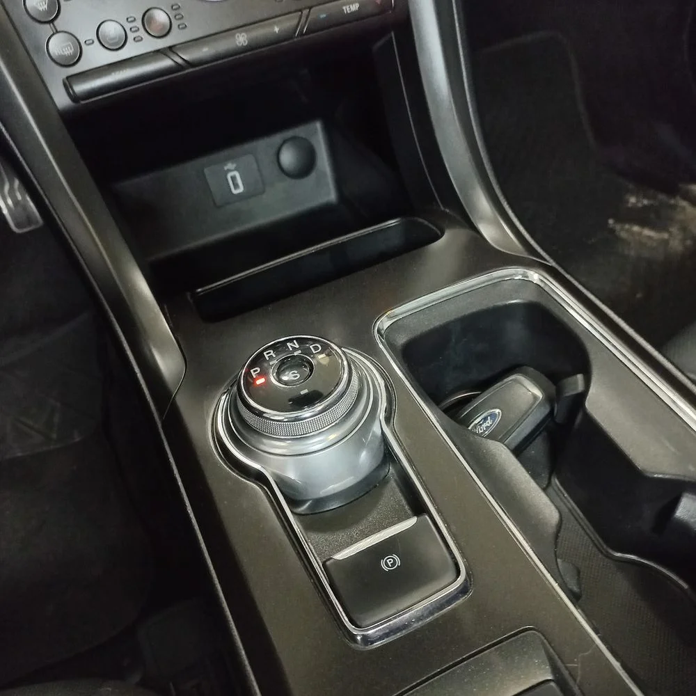 FORD Mondeo 2018 4x2 NAFTA Miniatura 13