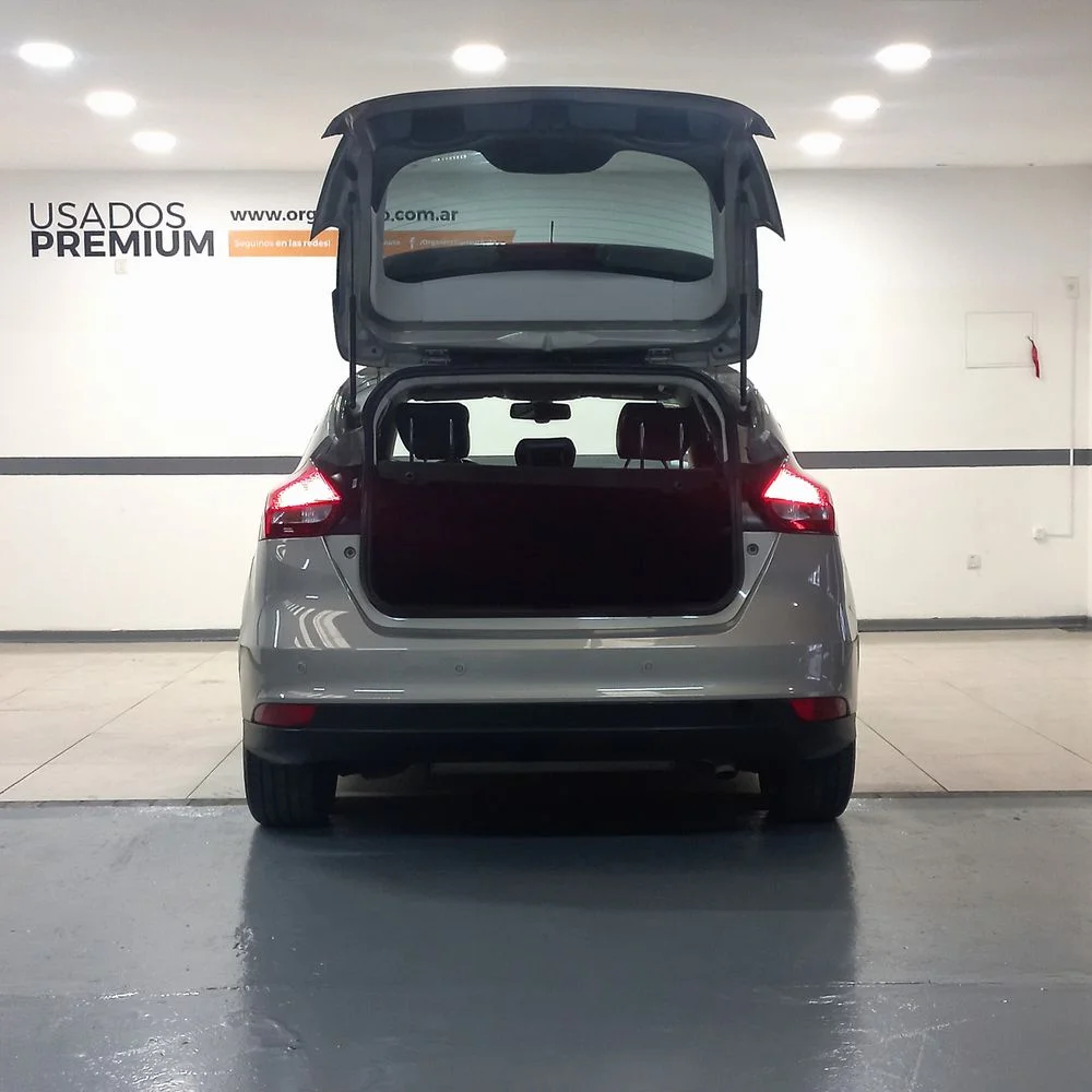 FORD Focus III 2016 4x2 NAFTA Miniatura 9