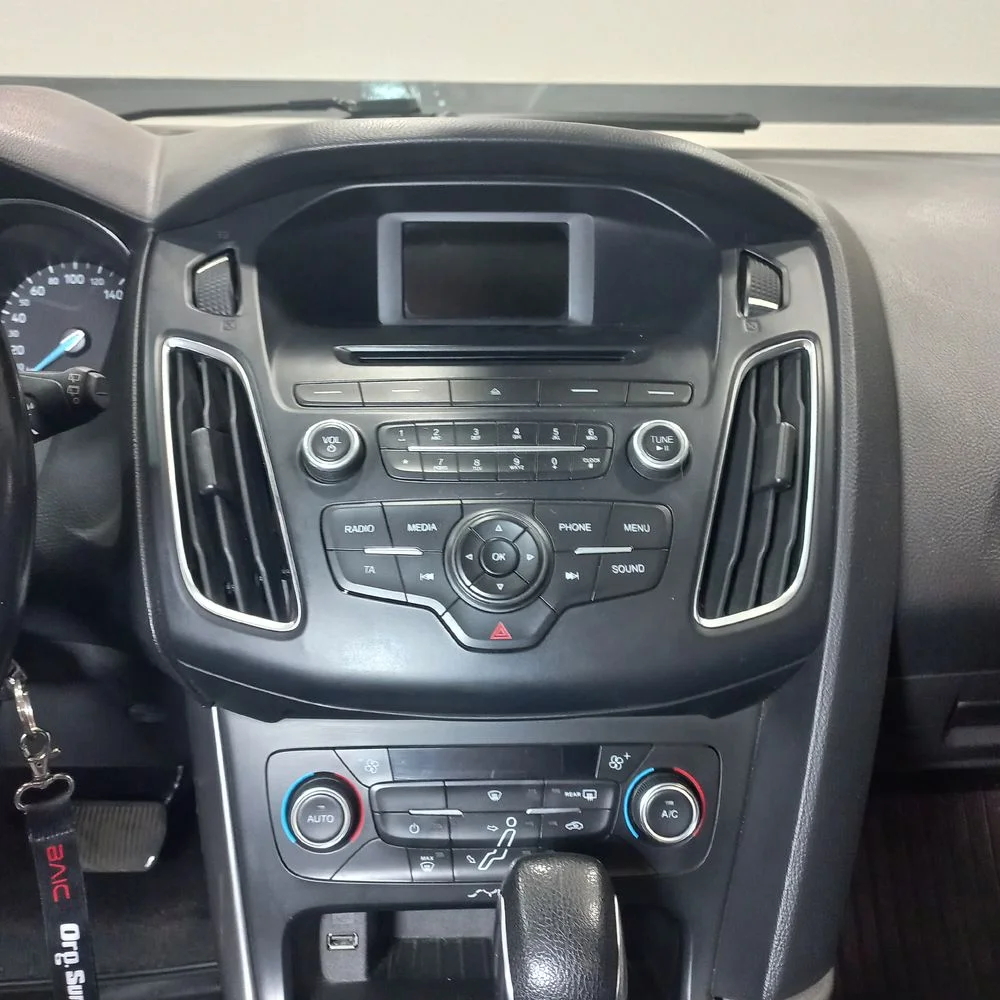 FORD Focus III 2016 4x2 NAFTA Miniatura 13