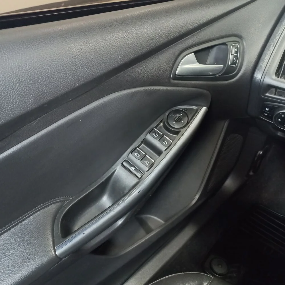 FORD Focus III 2016 4x2 NAFTA Miniatura 15