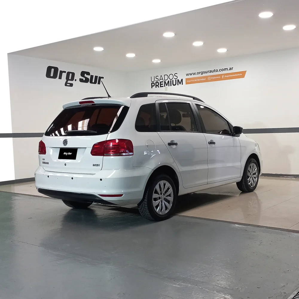 VW Suran 2015 4x2 NAFTA Miniatura 5