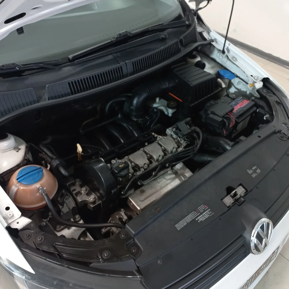 VW Suran 2015 4x2 NAFTA Miniatura 21