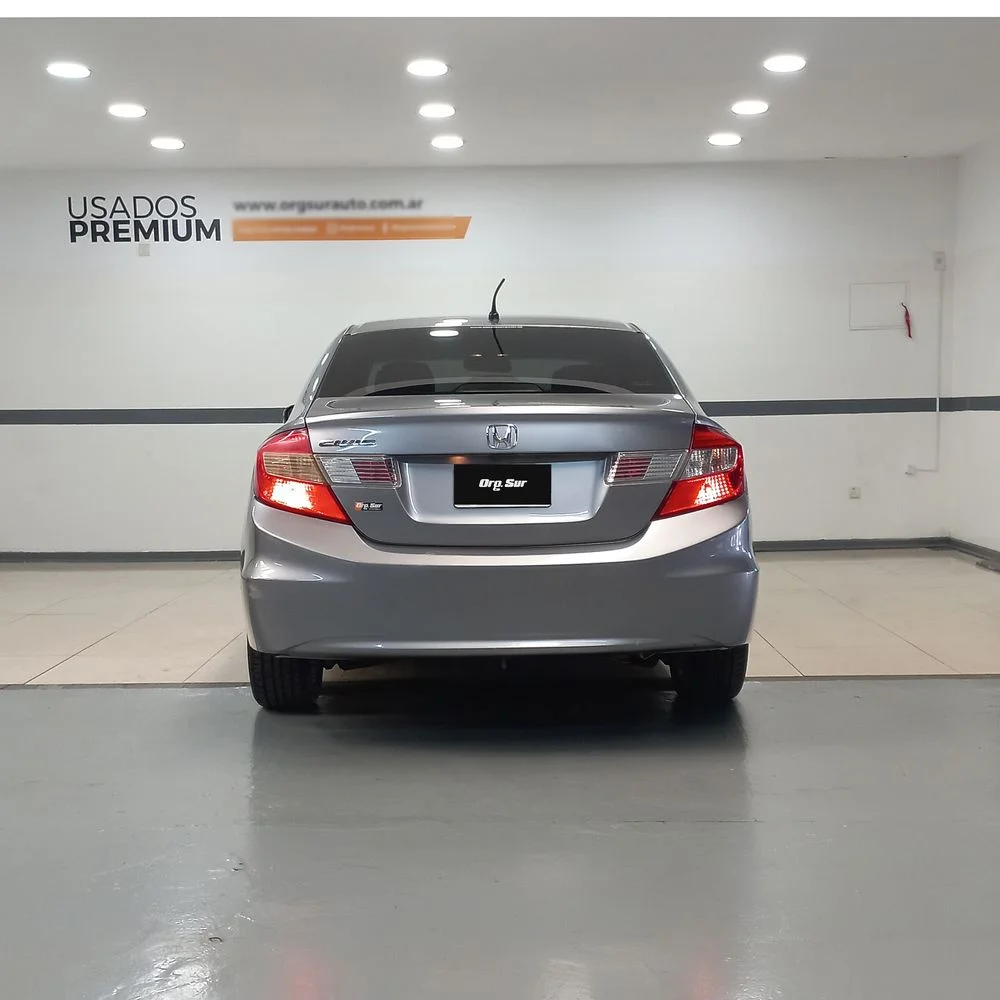 HONDA Civic 2013 4x2 NAFTA Miniatura 6