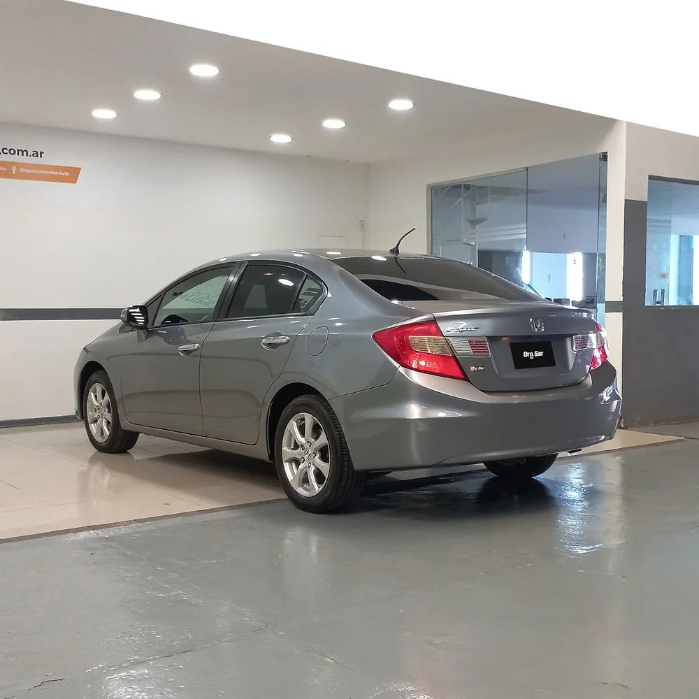 HONDA Civic 2013 4x2 NAFTA Miniatura 7
