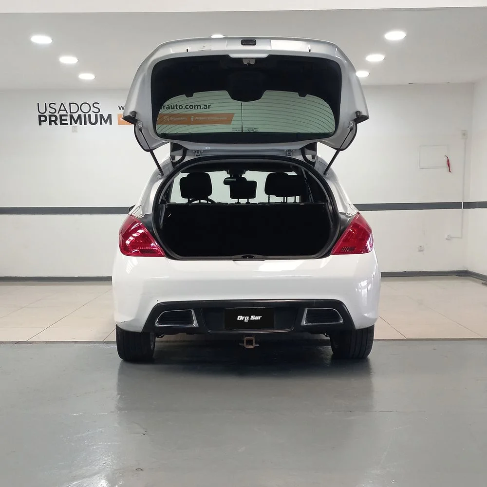 PEUGEOT 308 2014 4x2 NAFTA Miniatura 9