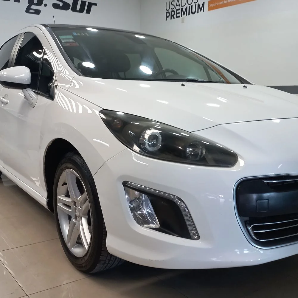 PEUGEOT 308 2014 4x2 NAFTA Miniatura 11