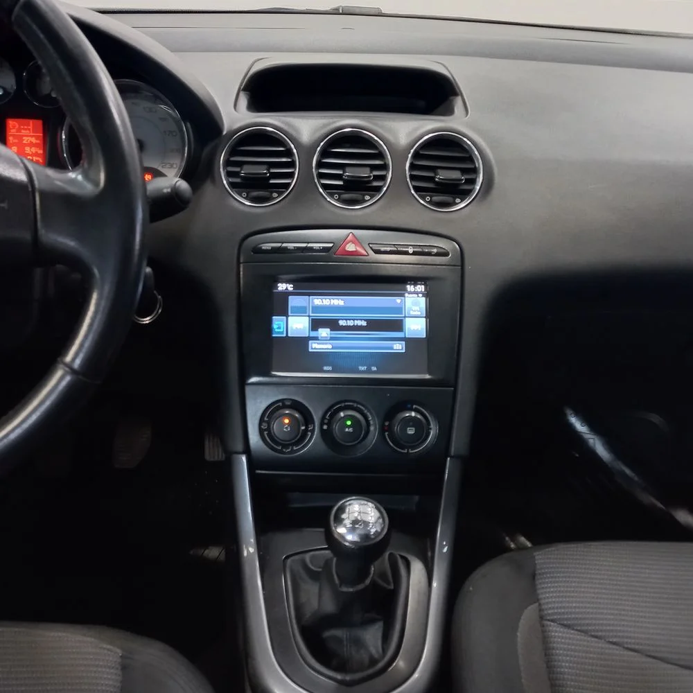 PEUGEOT 308 2014 4x2 NAFTA Miniatura 12