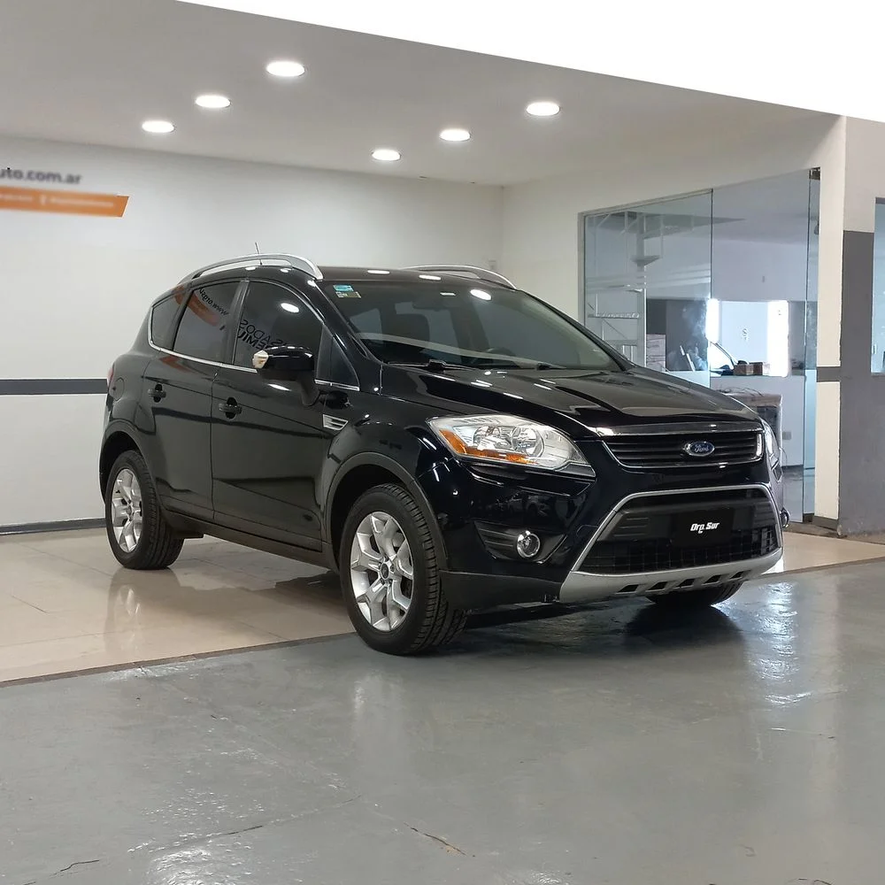 FORD Kuga 2010 4x4 NAFTA Miniatura 3