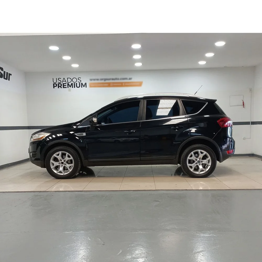 FORD Kuga 2010 4x4 NAFTA Miniatura 8