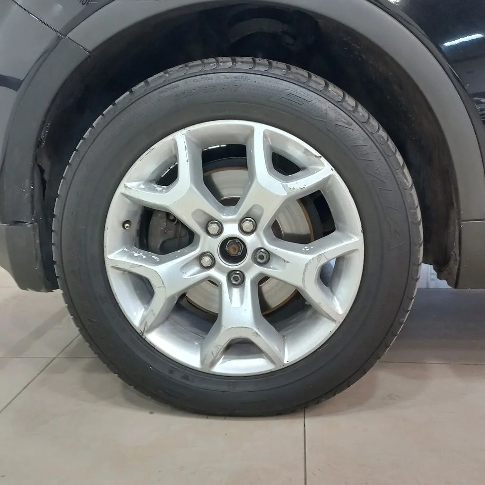 FORD Kuga 2010 4x4 NAFTA Miniatura 23