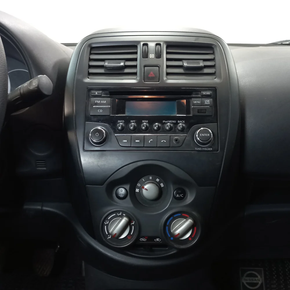 NISSAN March 2019 4x2 NAFTA Miniatura 11