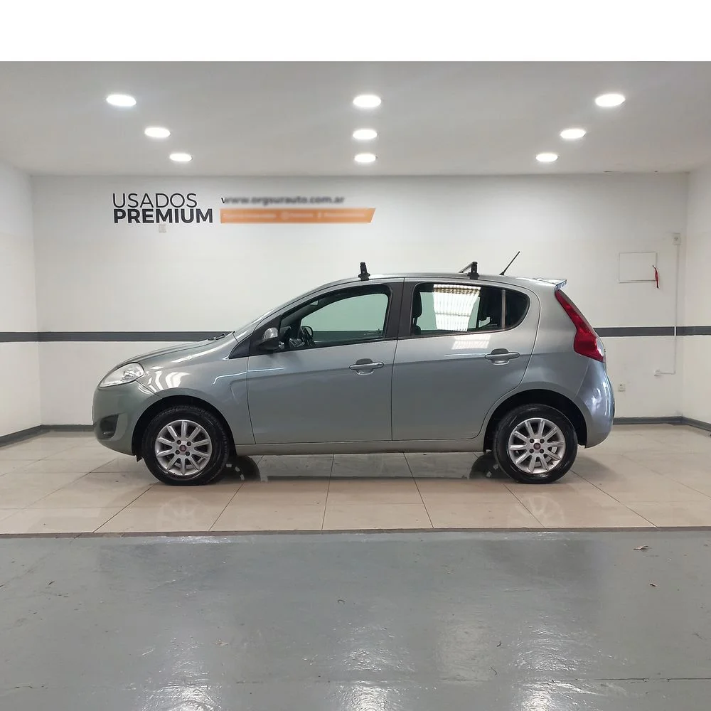 FIAT Palio 2018 4x2 NAFTA Miniatura 8