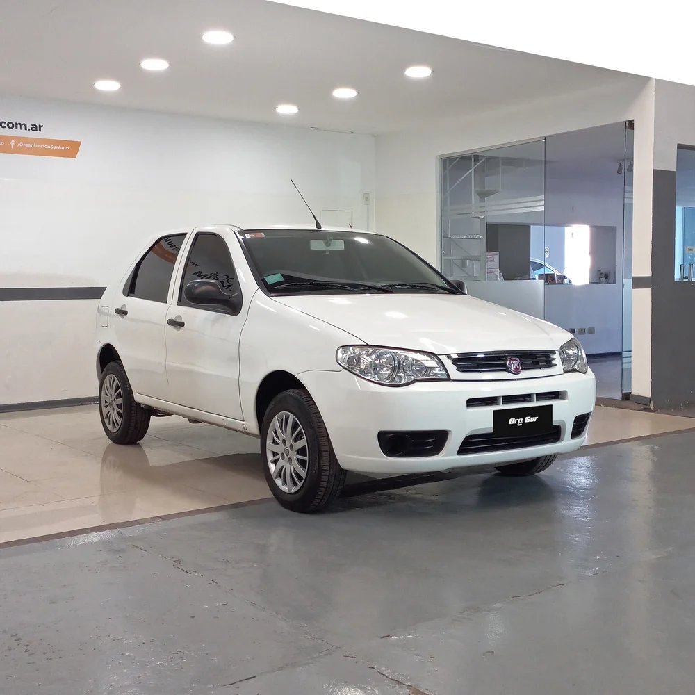 FIAT Palio 2015 4x2 NAFTA Miniatura 3