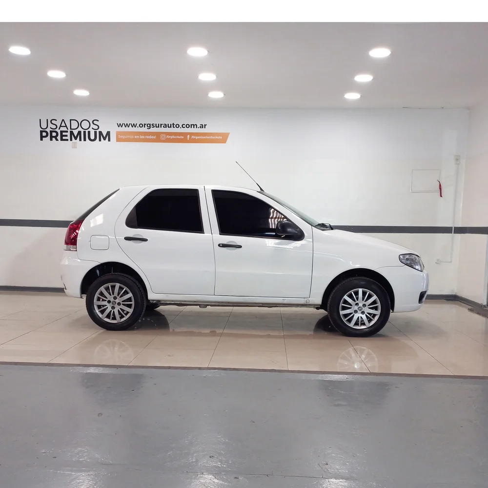 FIAT Palio 2015 4x2 NAFTA Miniatura 4