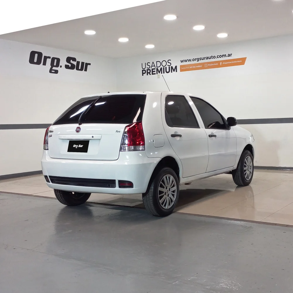 FIAT Palio 2015 4x2 NAFTA Miniatura 5