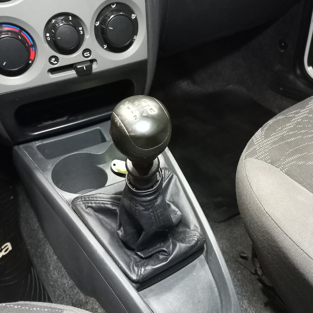 FIAT Palio 2015 4x2 NAFTA Miniatura 13