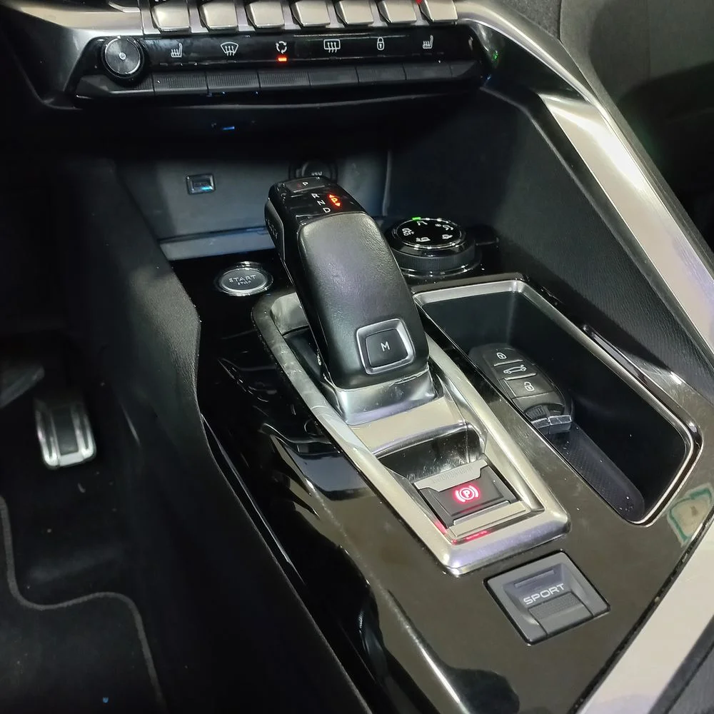 PEUGEOT 3008 2019 4x2 DIESEL Miniatura 13