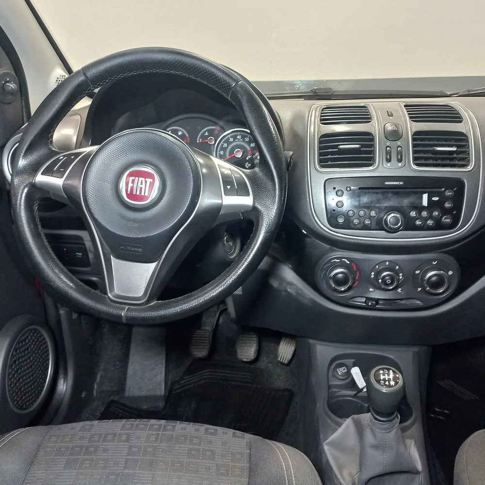 FIAT Palio 2017 4x2 NAFTA Miniatura 15