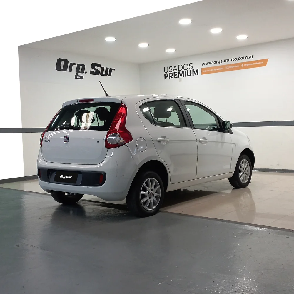 FIAT Palio 2017 4x2 NAFTA Miniatura 5
