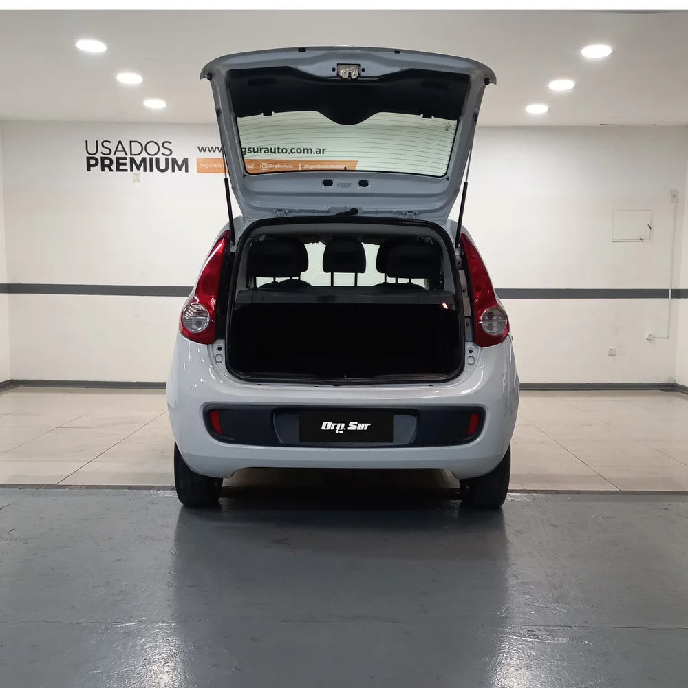 FIAT Palio 2017 4x2 NAFTA Miniatura 11