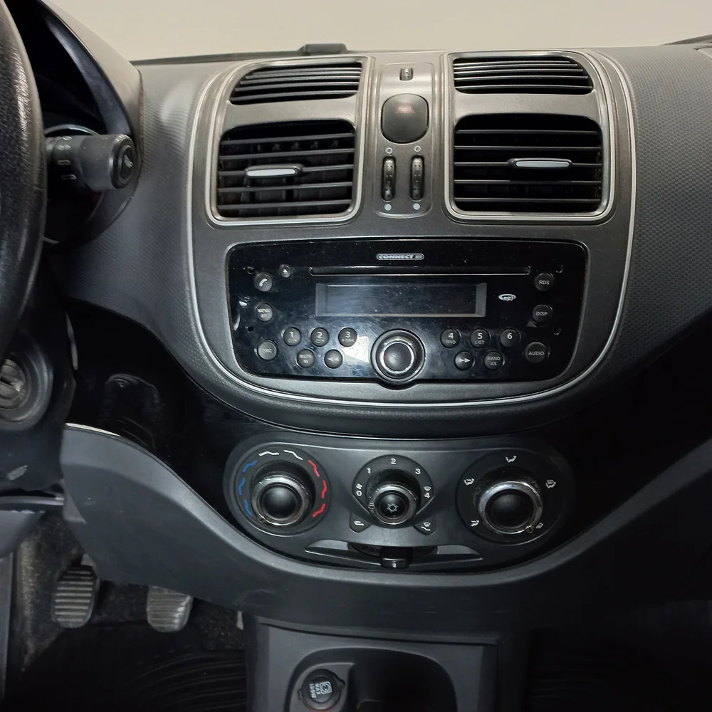 FIAT Palio 2017 4x2 NAFTA Miniatura 12