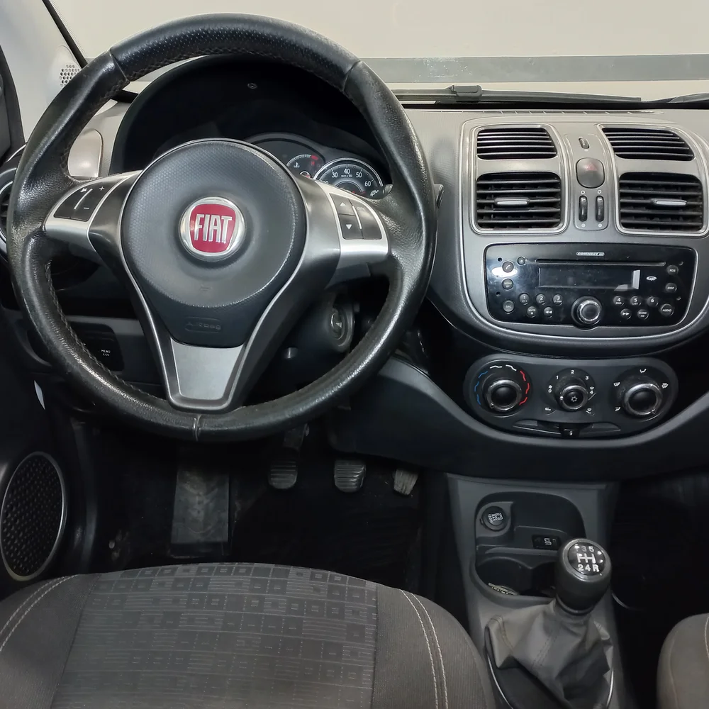 FIAT Palio 2017 4x2 NAFTA Miniatura 15