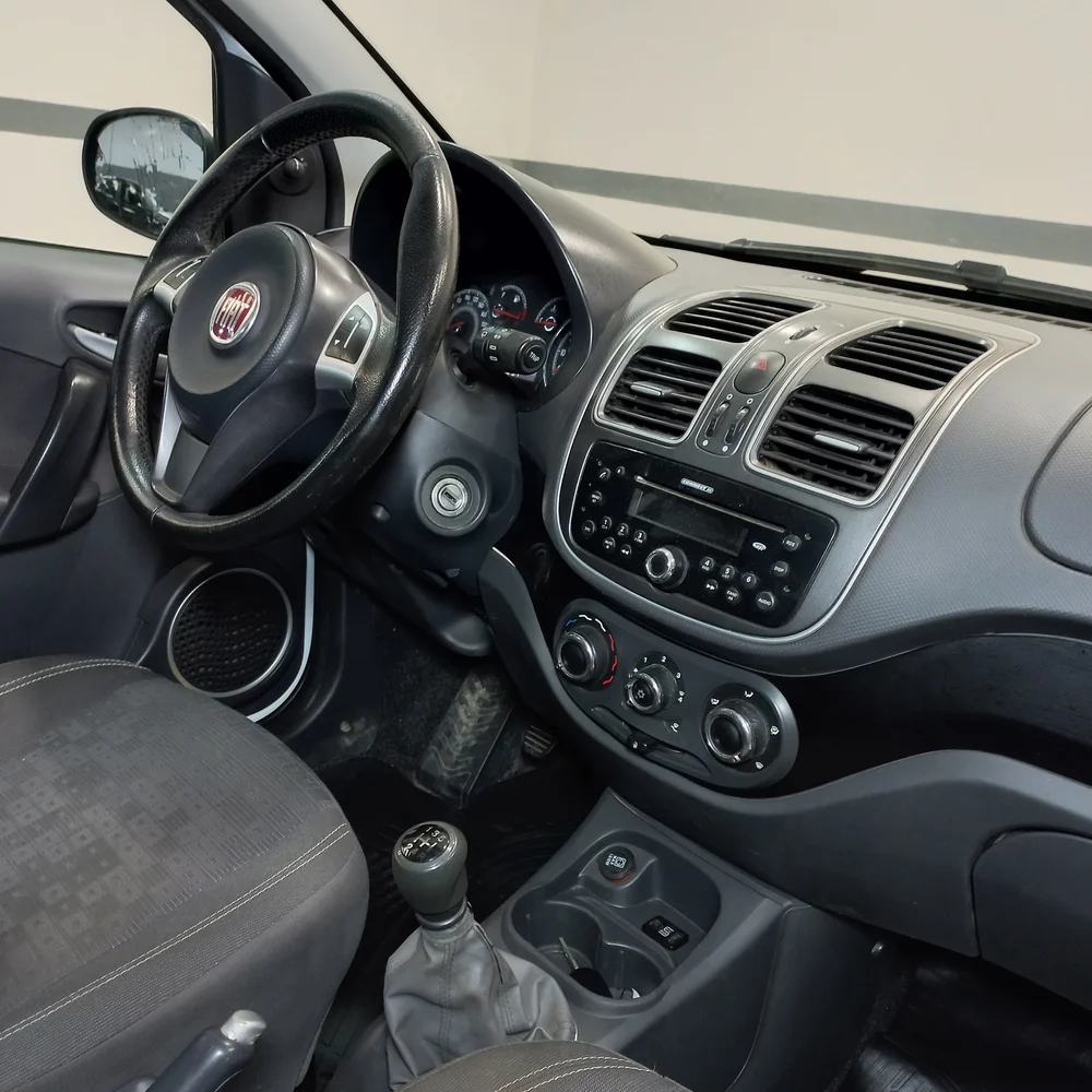 FIAT Palio 2017 4x2 NAFTA Miniatura 17